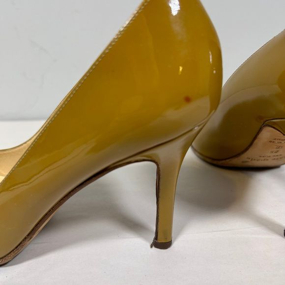 Kate Spade Patent Leather Round‎ Toe Pump Heels Womens 6.5 Tan - Picture 5 of 12